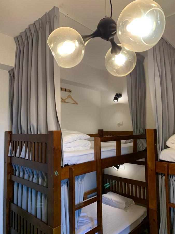 910 Hostel Юйли Экстерьер фото
