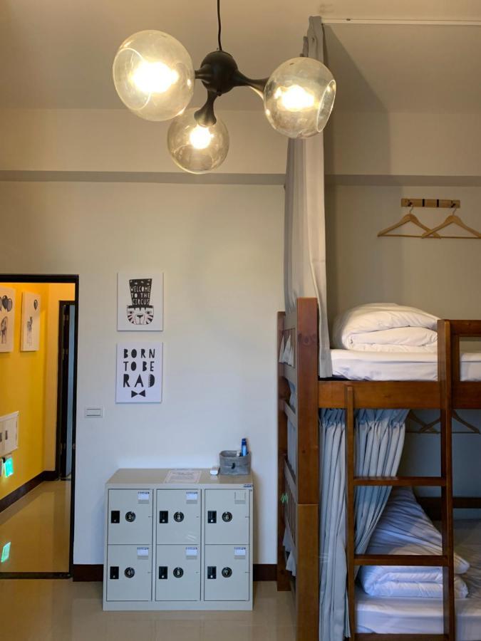 910 Hostel Юйли Экстерьер фото