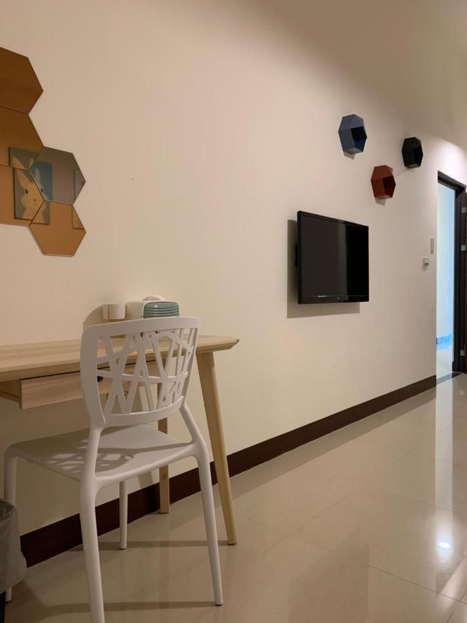 910 Hostel Юйли Экстерьер фото